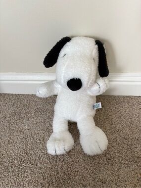 New Snoopy Peanuts Stuffed Animal Toy Medium Size